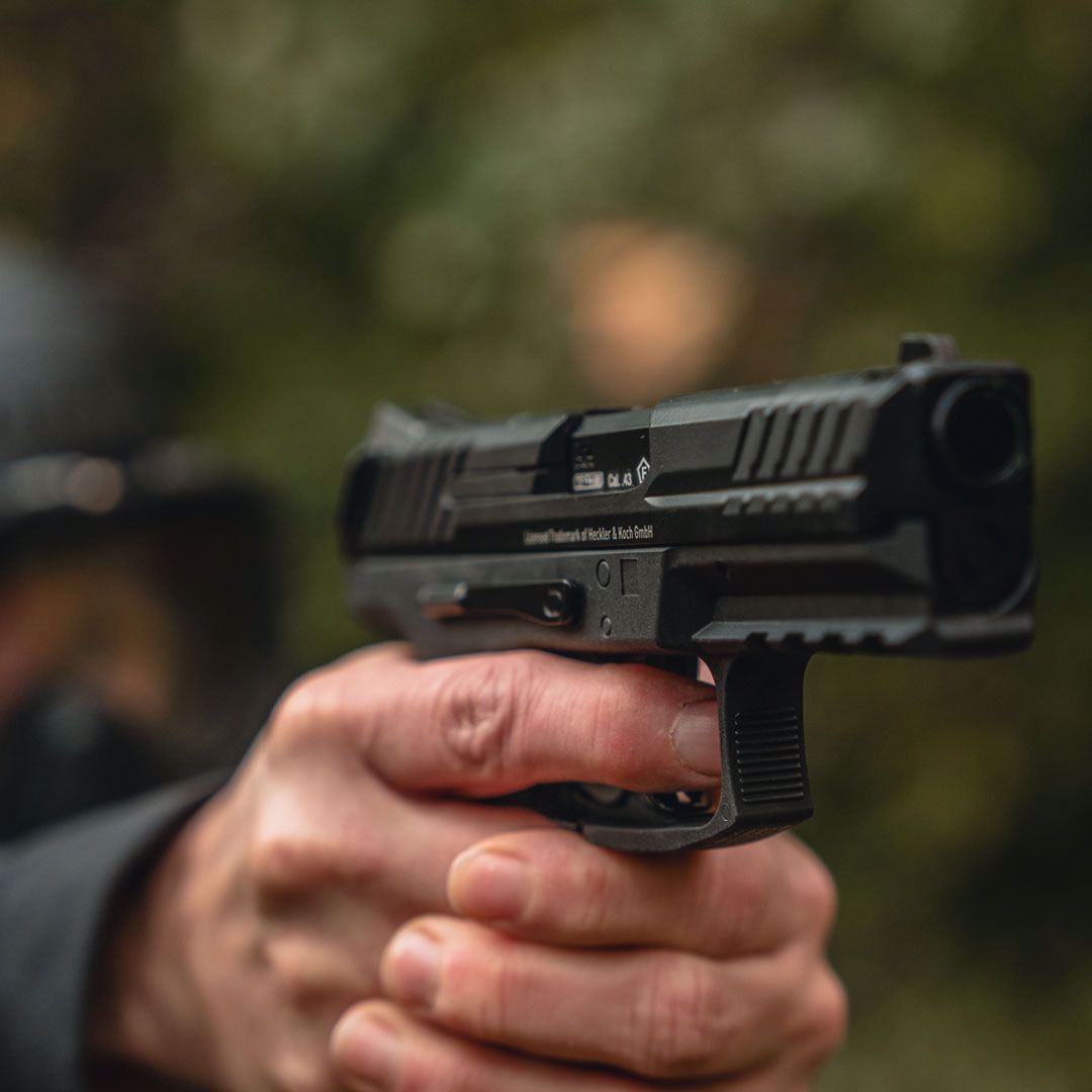 T4E, UMAREX USA T4E Heckler & Koch HK VP9 .43 Caliber CO2-Powered Training Pistol - 8 Rounds, Paintball Gun Marker, Black